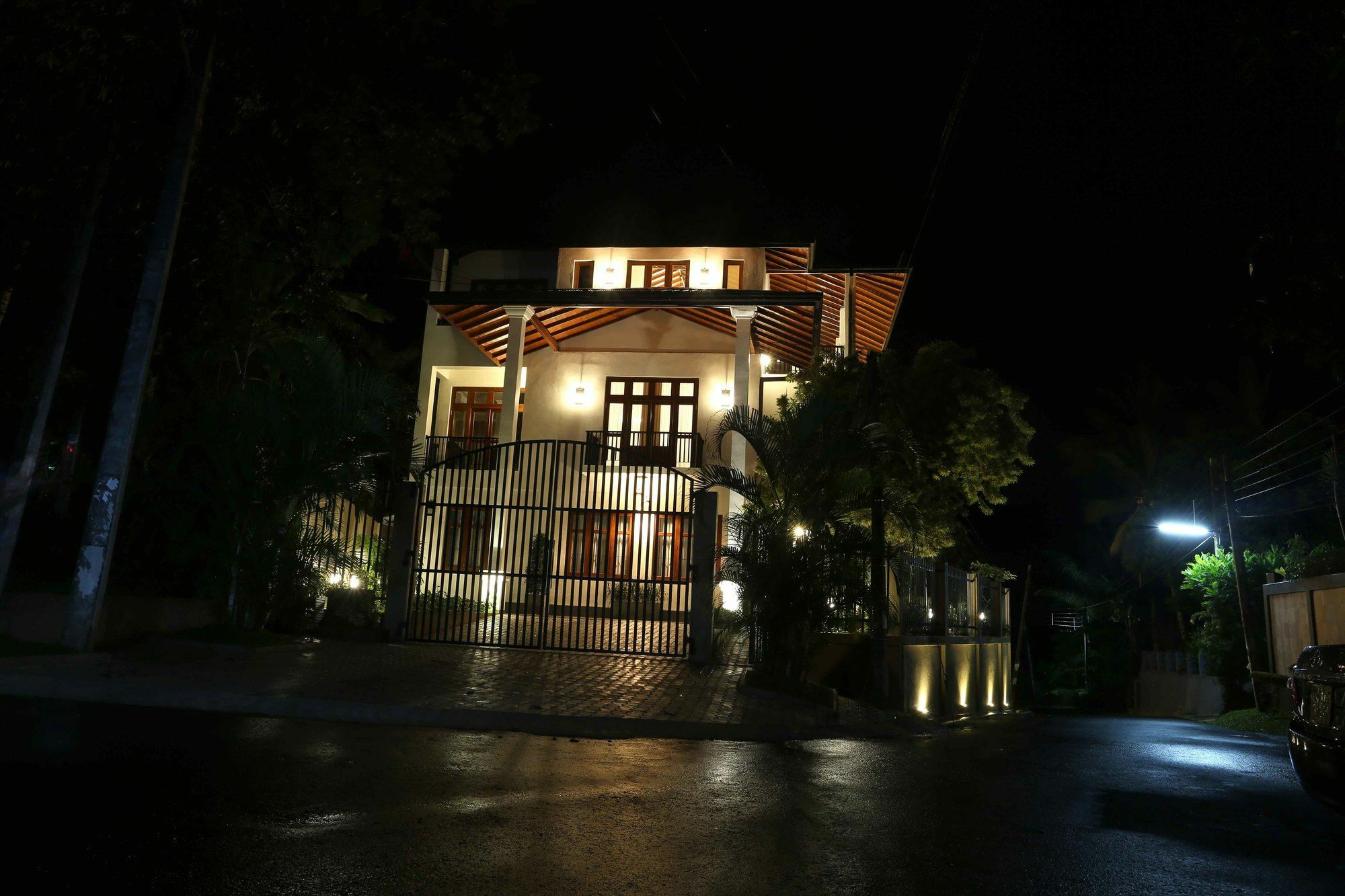 Rivora Residence キャンディー エクステリア 写真